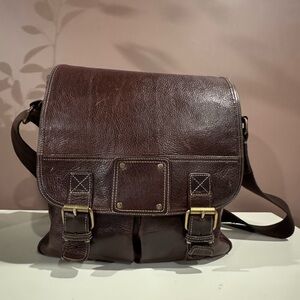 Fossil Vintage Brown Leather Messenger  Bag